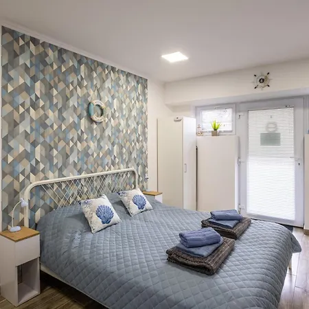 Mirabella Apartment *
